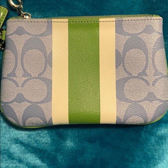 Coach wristlet - Picture 3 of 5